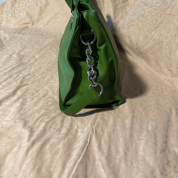 Michael Kors Vibrant Green Satchel - Picture 4 of 16